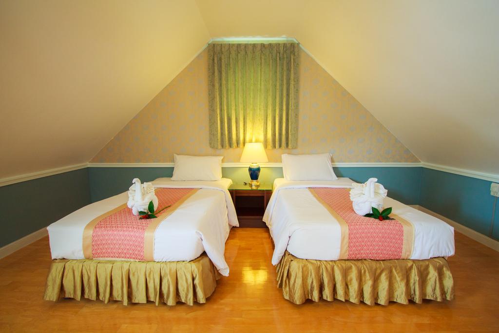 Brookside Valley Resort Rayong Exterior foto
