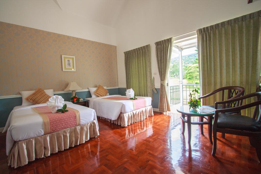 Brookside Valley Resort Rayong Exterior foto