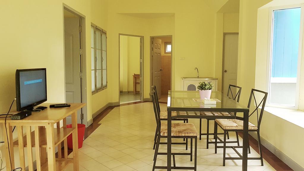 Brookside Valley Resort Rayong Exterior foto
